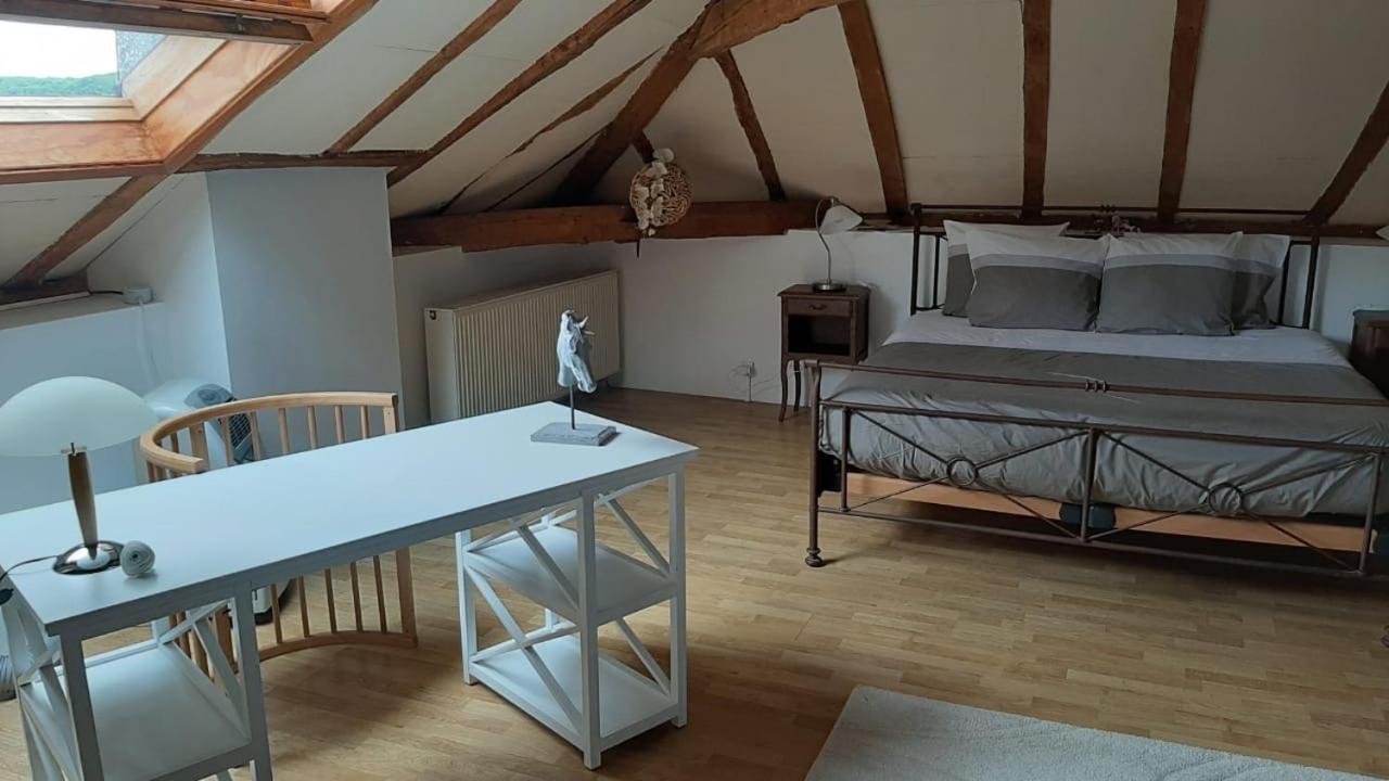 Bed and Breakfast En Bord De Riviere Casseneuil Exterior foto