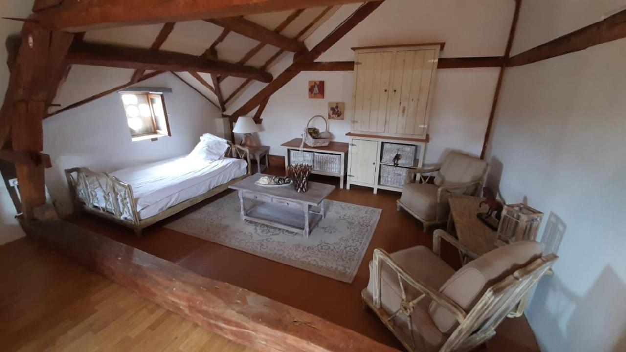 Bed and Breakfast En Bord De Riviere Casseneuil Exterior foto