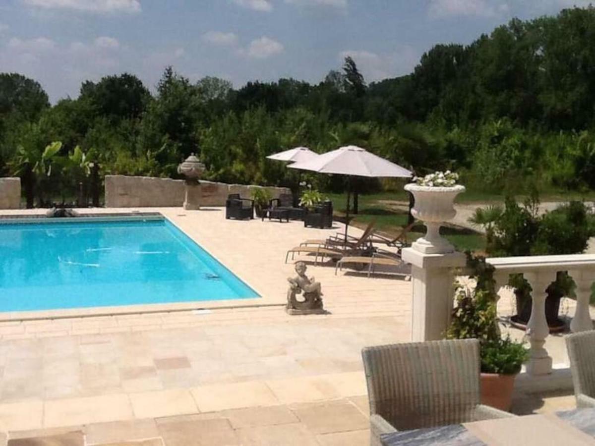 Bed and Breakfast En Bord De Riviere Casseneuil Exterior foto